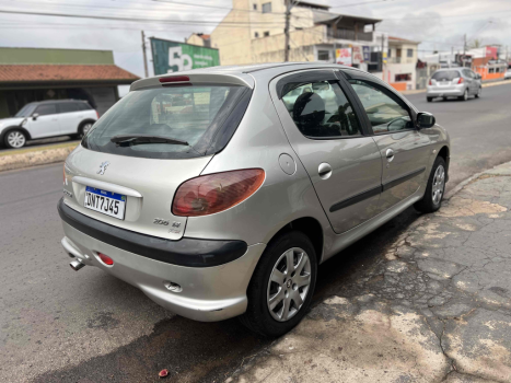 PEUGEOT 206 1.4 4P FLEX SENSATION, Foto 4