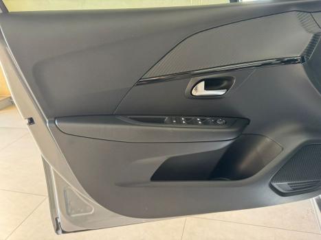 PEUGEOT 208 1.0 4P FLEX FIREFLY STYLE, Foto 9