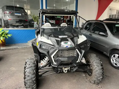 POLARIS RZR XP 1000 , Foto 2