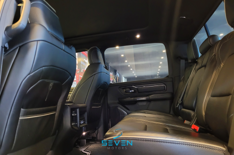 RAM 1500 5.7 V8 LIIMITED CABINE DUPLA 4X4 AUTOMTICO, Foto 14
