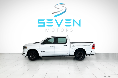 RAM 1500 5.7 V8 LIMITED NIGHT EDITION CABINE DUPLA 4X4 AUTOMTICO, Foto 5