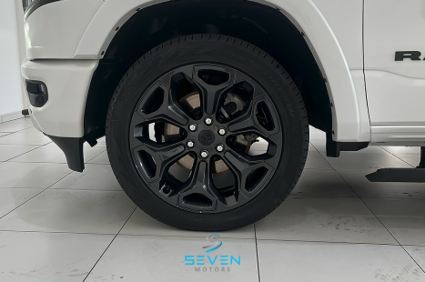 RAM 1500 5.7 V8 LIMITED NIGHT EDITION CABINE DUPLA 4X4 AUTOMTICO, Foto 17