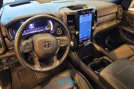RAM 1500 5.7 V8 LIMITED NIGHT EDITION CABINE DUPLA 4X4 AUTOMTICO, Foto 9