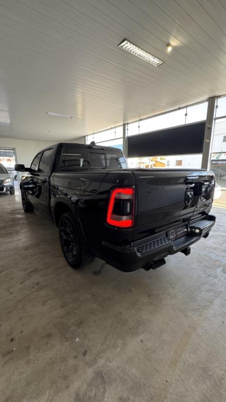 RAM 1500 5.7 V8 LIMITED NIGHT EDITION CABINE DUPLA 4X4 AUTOMTICO, Foto 6
