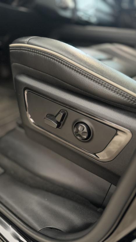 RAM 1500 5.7 V8 LIMITED NIGHT EDITION CABINE DUPLA 4X4 AUTOMTICO, Foto 12