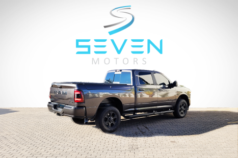 RAM 2500 6.7 I6 24V SLT CABINE DUPLA TURBO DIESEL LARAMIE 4X4 AUTOMTICO, Foto 8