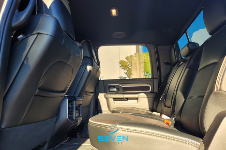RAM 2500 6.7 I6 24V SLT CABINE DUPLA TURBO DIESEL LARAMIE 4X4 AUTOMTICO, Foto 14