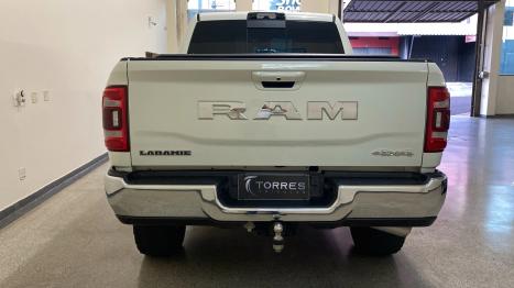 RAM 2500 6.7 I6 24V SLT CABINE DUPLA TURBO DIESEL LARAMIE 4X4 AUTOMTICO, Foto 6