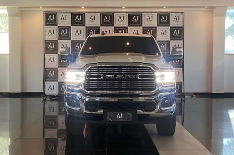 RAM 2500 6.7 I6 24V SLT CABINE DUPLA TURBO DIESEL LARAMIE 4X4 AUTOMTICO, Foto 2