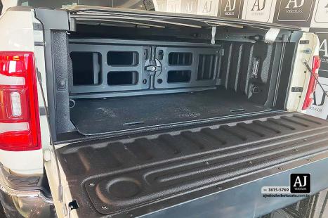 RAM 2500 6.7 I6 24V SLT CABINE DUPLA TURBO DIESEL LARAMIE 4X4 AUTOMTICO, Foto 21