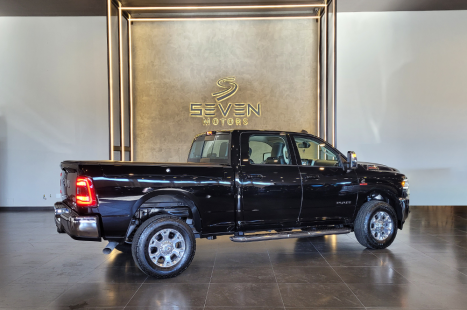 RAM 2500 6.7 I6 24V SLT CABINE DUPLA TURBO DIESEL LARAMIE 4X4 AUTOMTICO, Foto 8