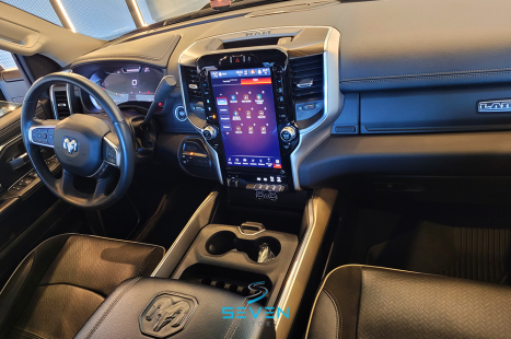 RAM 2500 6.7 I6 24V SLT CABINE DUPLA TURBO DIESEL LARAMIE 4X4 AUTOMTICO, Foto 11