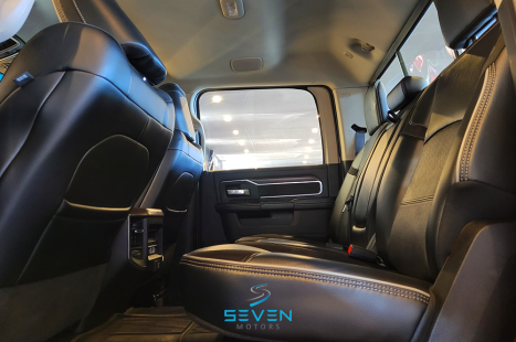 RAM 2500 6.7 I6 24V SLT CABINE DUPLA TURBO DIESEL LARAMIE 4X4 AUTOMTICO, Foto 14