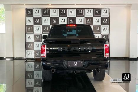 RAM Classic 5.7 V8 32V 4P HEMI LARAMIE NIGHT EDITION AUTOMTICO, Foto 7