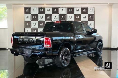 RAM Classic 5.7 V8 32V 4P HEMI LARAMIE NIGHT EDITION AUTOMTICO, Foto 8