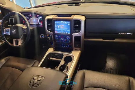RAM Classic 5.7 V8 32V 4P HEMI LARAMIE AUTOMTICO, Foto 11