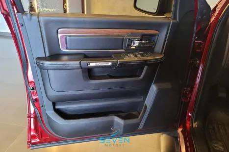 RAM Classic 5.7 V8 32V 4P HEMI LARAMIE AUTOMTICO, Foto 12