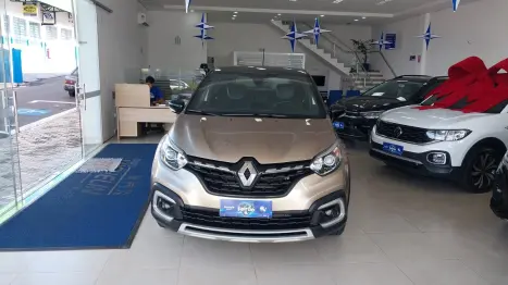 RENAULT Captur 1.3 16V 4P FLEX TCE INTENSE TURBO X-TRONIC AUTOMTICO CVT, Foto 3