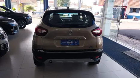 RENAULT Captur 1.3 16V 4P FLEX TCE INTENSE TURBO X-TRONIC AUTOMTICO CVT, Foto 8