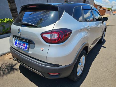 RENAULT Captur 1.6 16V 4P FLEX SCE LIFE X-TRONIC CVT, Foto 14