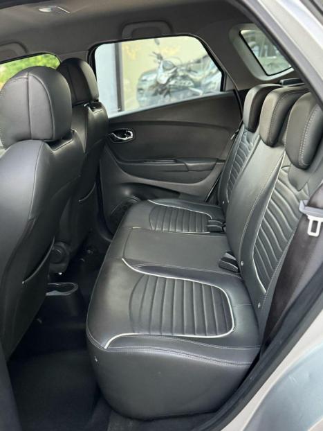 RENAULT Captur 1.6 16V 4P FLEX SCE INTENSE X-TRONIC CVT, Foto 8