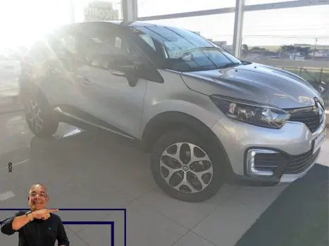 RENAULT Captur 1.6 16V 4P FLEX SCE LIFE X-TRONIC CVT, Foto 1