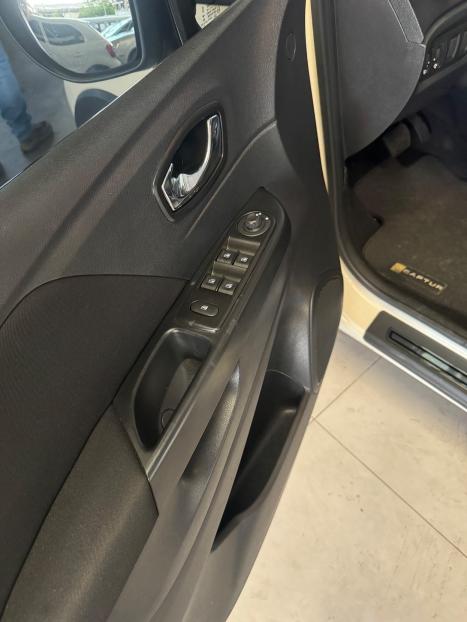 RENAULT Captur 1.6 16V 4P FLEX SCE LIFE X-TRONIC CVT, Foto 7