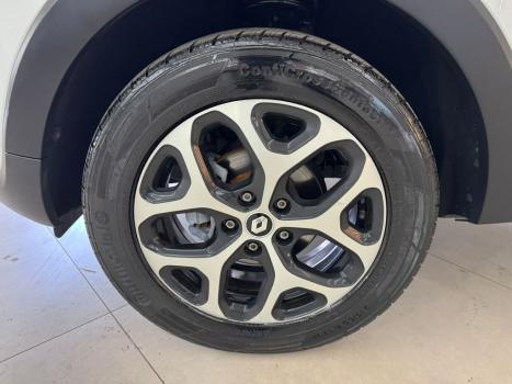RENAULT Captur 1.6 16V 4P FLEX SCE INTENSE X-TRONIC CVT, Foto 16