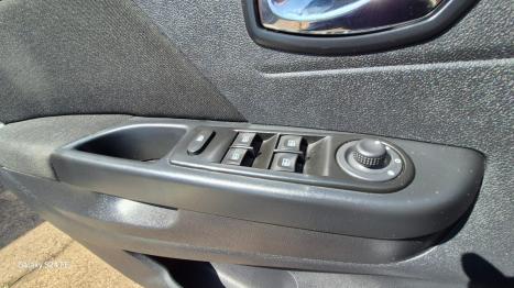 RENAULT Captur 1.6 16V 4P FLEX SCE LIFE X-TRONIC CVT, Foto 10