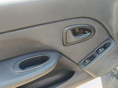 RENAULT Clio Hatch 1.0 16V 4P FLEX EXPRESSION, Foto 12