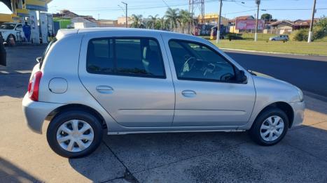 RENAULT Clio Hatch 1.0 16V 4P AUTHENTIQUE, Foto 2