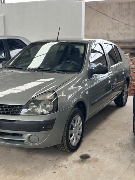 RENAULT Clio Sedan 1.0 16V 4P AUTHENTIQUE, Foto 2