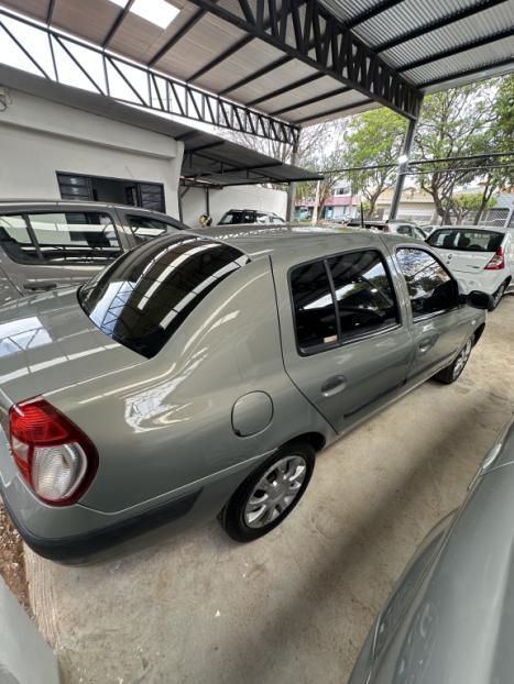 RENAULT Clio Sedan 1.0 16V 4P AUTHENTIQUE, Foto 6