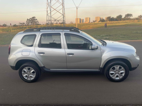 RENAULT Duster 1.6 16V 4P FLEX EXPRESSION, Foto 4