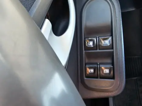 RENAULT Duster 1.6 16V 4P FLEX, Foto 14