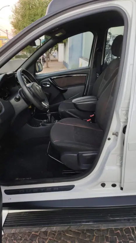 RENAULT Duster 1.6 16V 4P FLEX DYNAMIQUE AUTOMTICO CVT, Foto 7
