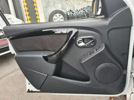 RENAULT Duster 2.0 16V 4P FLEX DYNAMIQUE AUTOMTICO, Foto 19