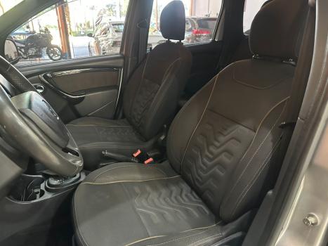 RENAULT Duster 2.0 16V 4P FLEX DYNAMIQUE AUTOMTICO, Foto 7