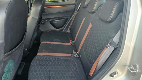 RENAULT Kwid 1.0 12V 4P SCE FLEX OUTSIDER, Foto 9