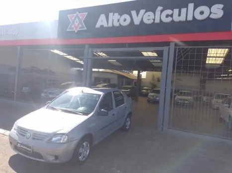 RENAULT Logan 1.0 12V 4P FLEX SCE AUTHENTIQUE, Foto 2