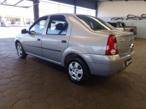RENAULT Logan 1.0 12V 4P FLEX SCE AUTHENTIQUE, Foto 9