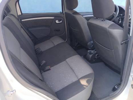 RENAULT Logan 1.0 16V 4P FLEX EXPRESSION, Foto 6