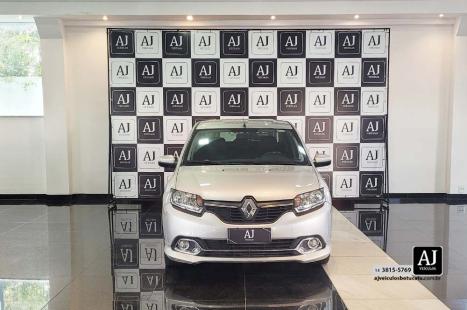 RENAULT Logan 1.6 4P FLEX DINAMIQUE EASY-R AUTOMATIZADO, Foto 2