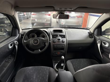 RENAULT Megane Grand Tour 1.6 16V 4P FLEX DYNAMIQUE, Foto 6