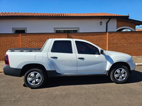 RENAULT Oroch 1.6 16V 4P FLEX EXPRESSION, Foto 3