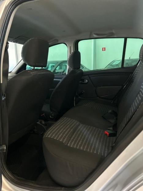 RENAULT Sandero 1.0 16V 4P FLEX EXPRESSION, Foto 15
