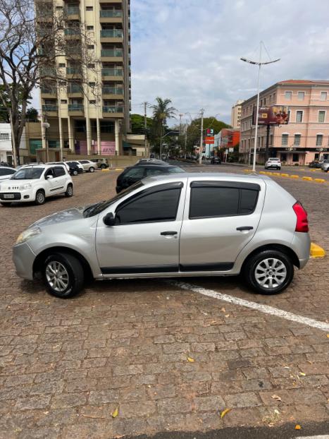 RENAULT Sandero 1.0 16V 4P FLEX EXPRESSION, Foto 2