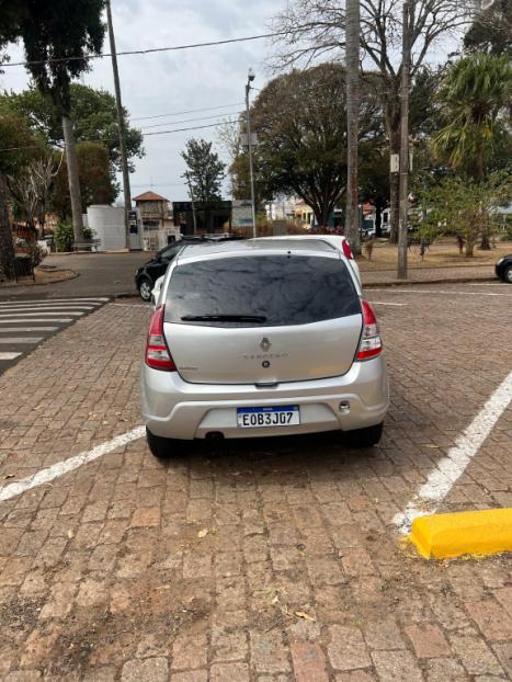 RENAULT Sandero 1.0 16V 4P FLEX EXPRESSION, Foto 4