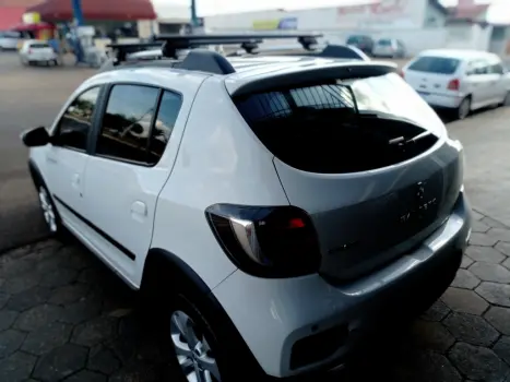 RENAULT Sandero 1.6 16V 4P FLEX STEPWAY, Foto 14