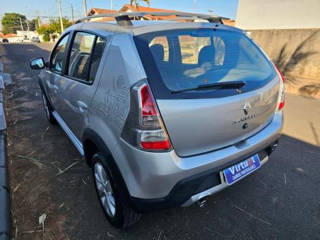 RENAULT Sandero 1.6 16V 4P FLEX STEPWAY, Foto 3